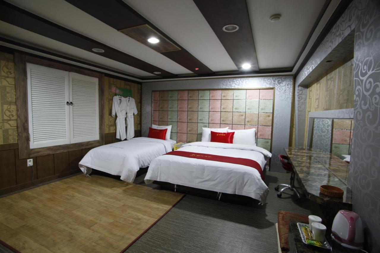 Jeonju Hotel Esterno foto